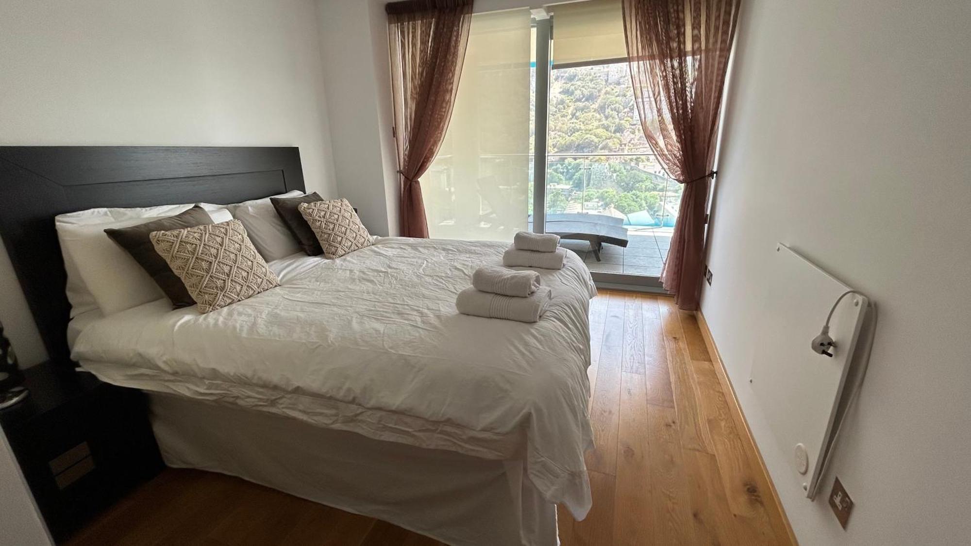 Ocean Village Luxury 2 Bed 2 Bath Apartment - Amazing Views - Pools And Jacuzzis Gibraltar Buitenkant foto